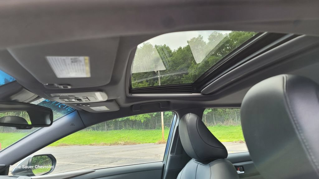 Used 2020 Toyota Avalon XLE w/ Moonroof Package FWD image 25