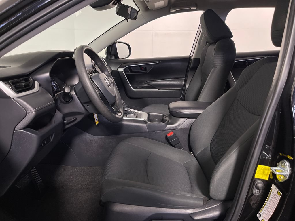 Certified 2021 Toyota RAV4 LE FWD image 12