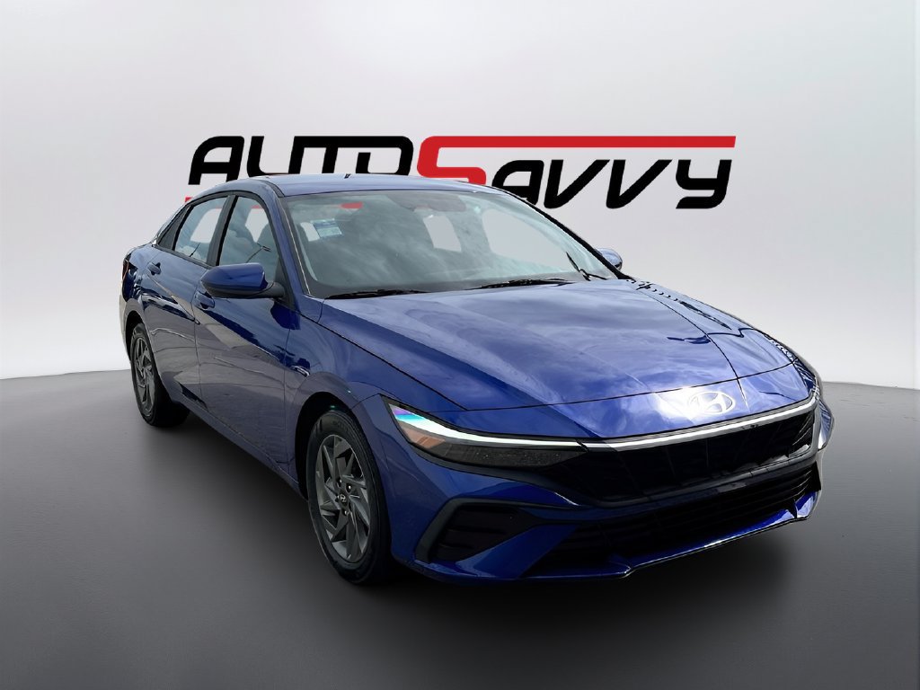 Used 2024 Hyundai Elantra SEL FWD image 1