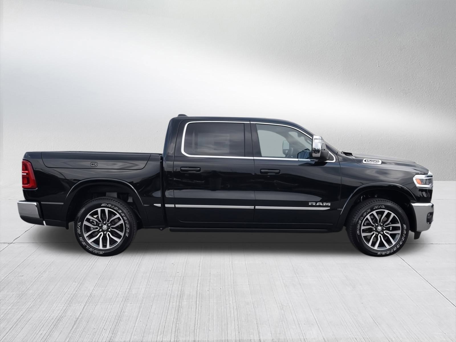 New 2025 RAM 1500 Limited w/ Trailer Tow Group image 3