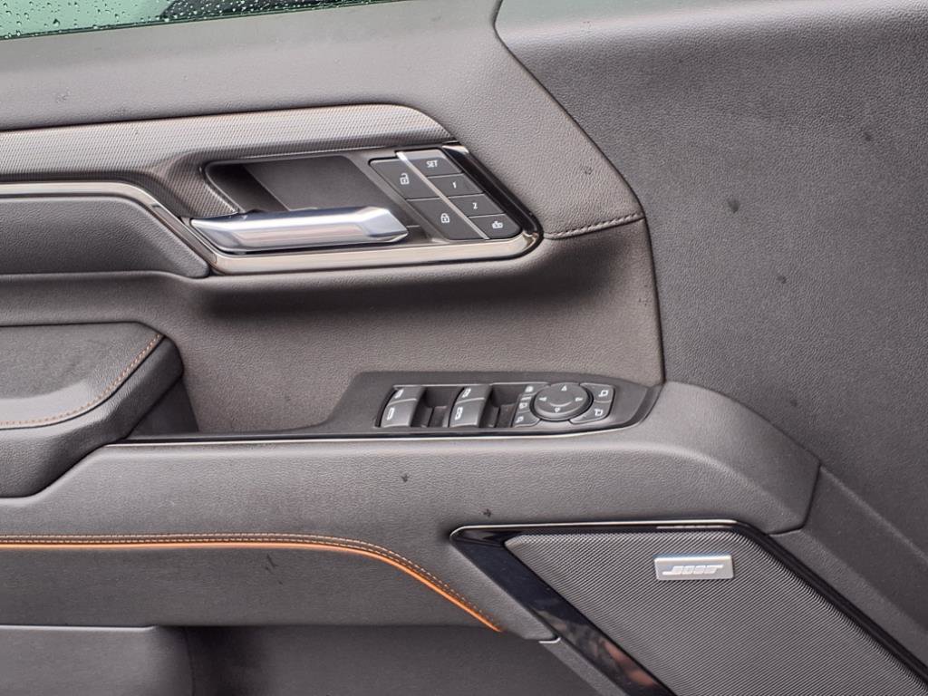 Used 2024 GMC Sierra 2500 AT4 w/ AT4 Premium Plus Package image 12