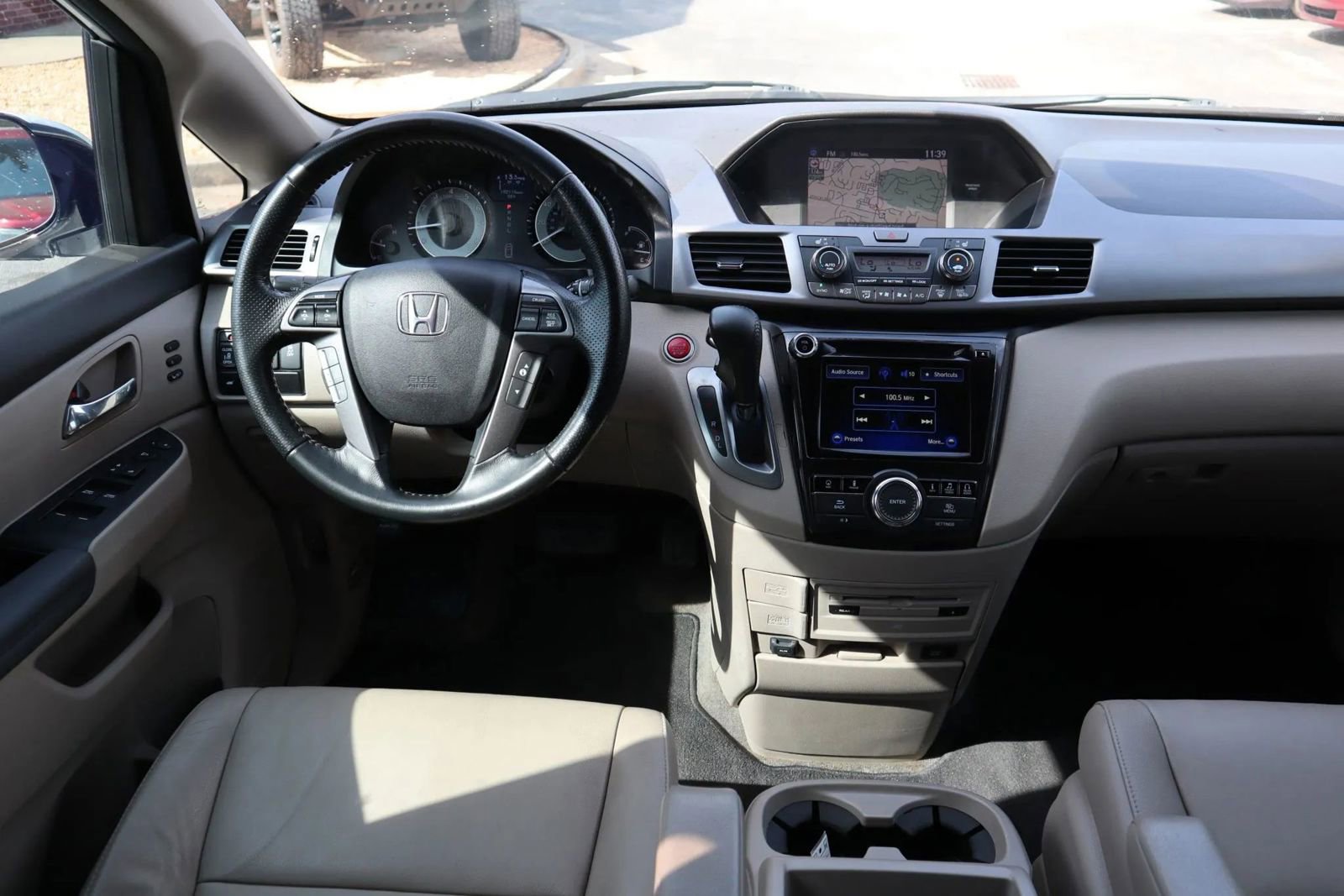 Used 2015 Honda Odyssey Touring image 20