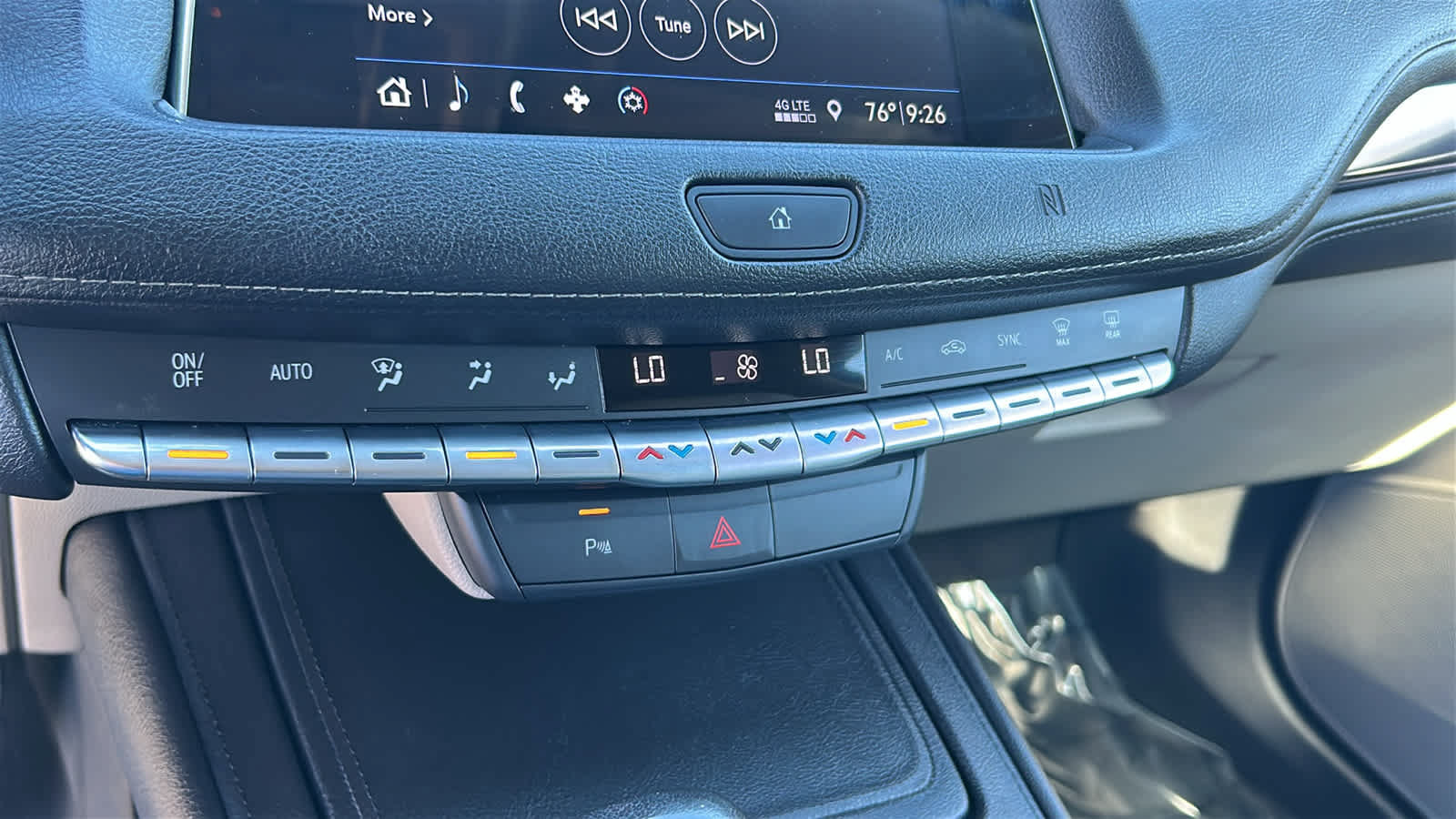 Used 2019 Cadillac XT4 Luxury FWD image 14