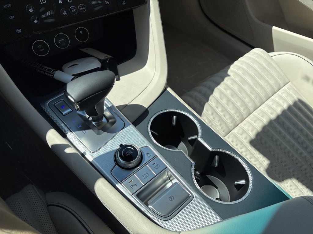 New 2026 Genesis G70 2.5T Prestige image 10