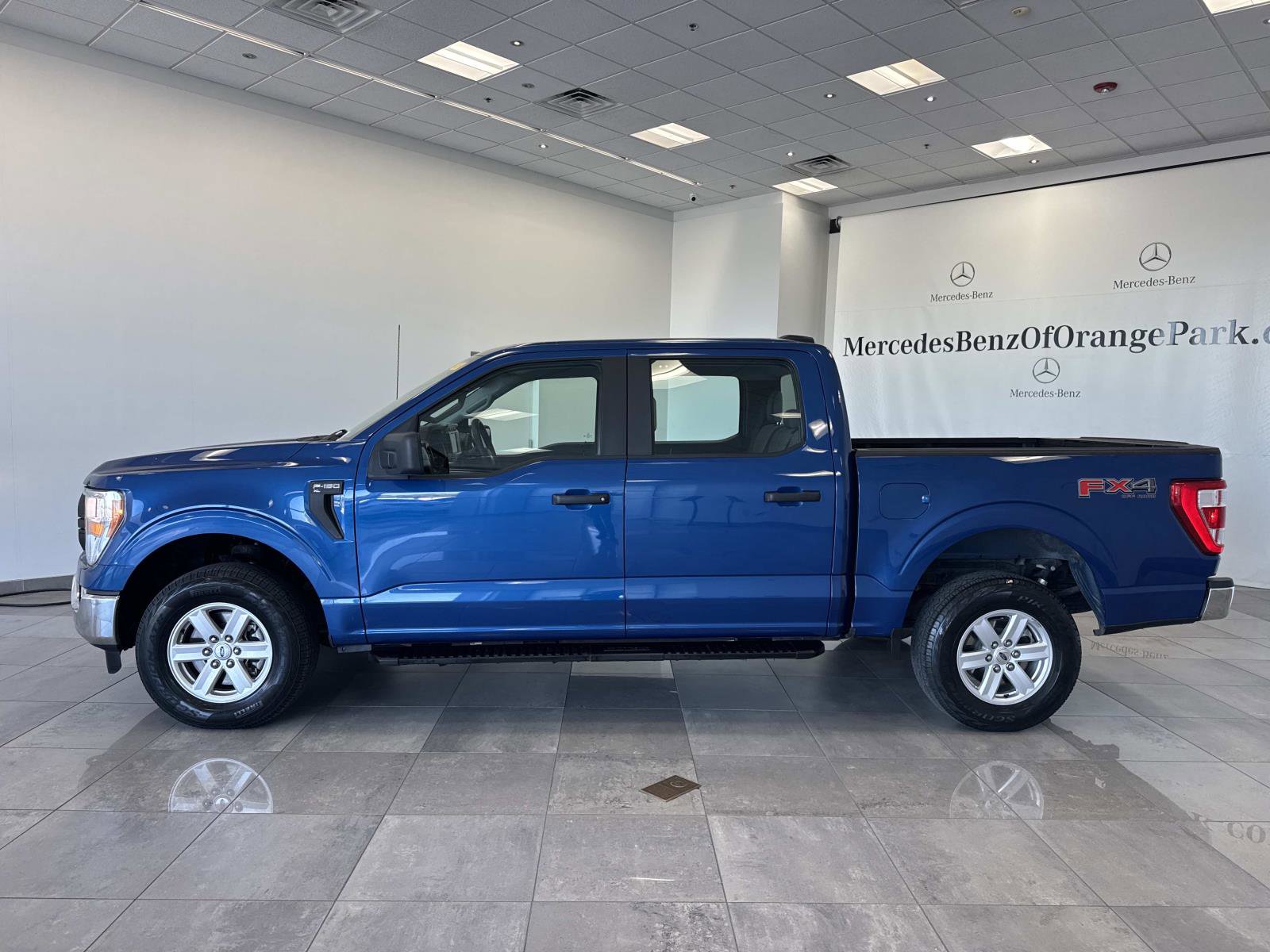 Used 2022 Ford F150 XL w/ Trailer Tow Package AWD/4WD image 8