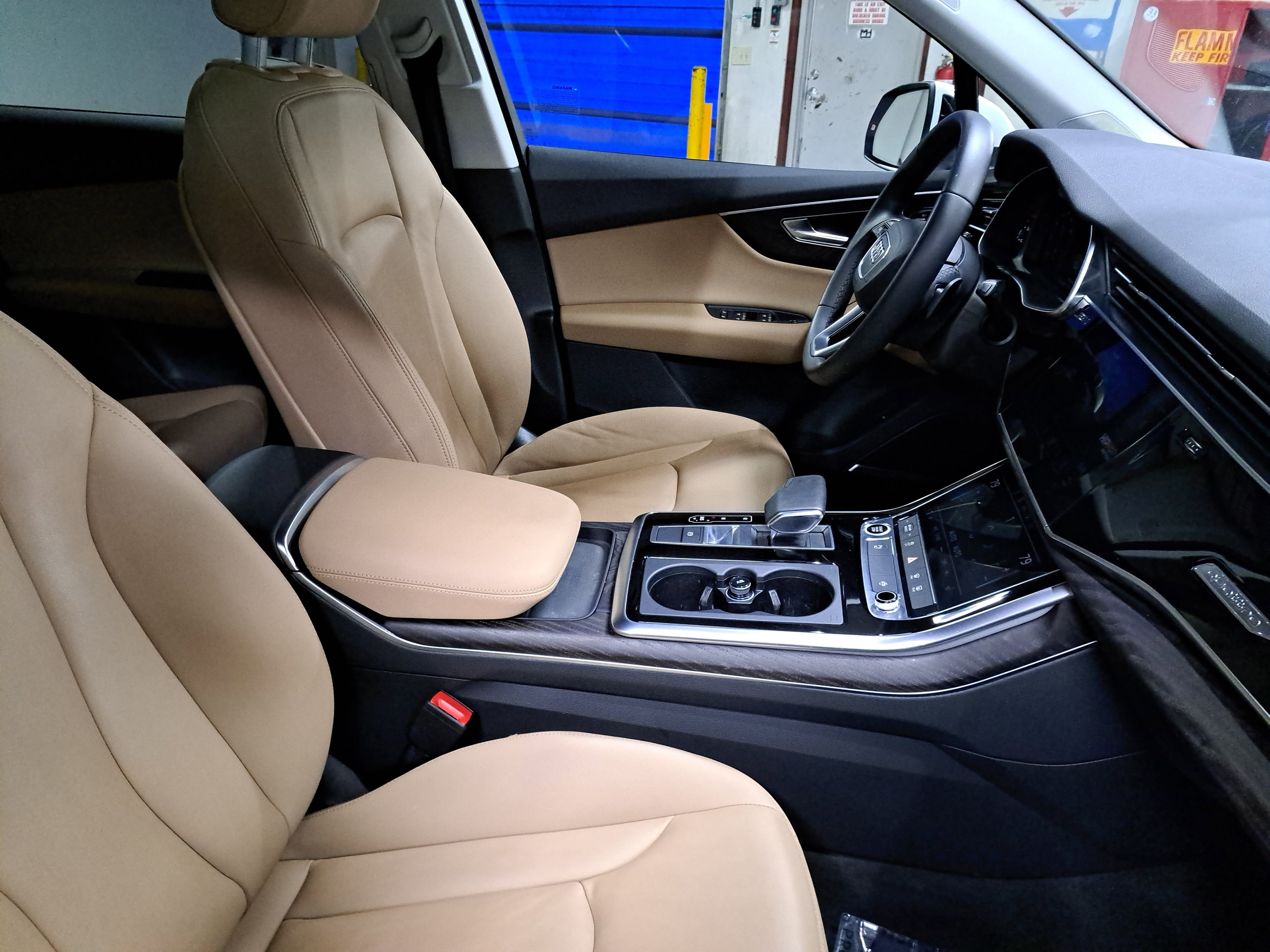 Used 2021 Audi Q7 2.0T Premium Plus w/ Premium Plus Package image 10