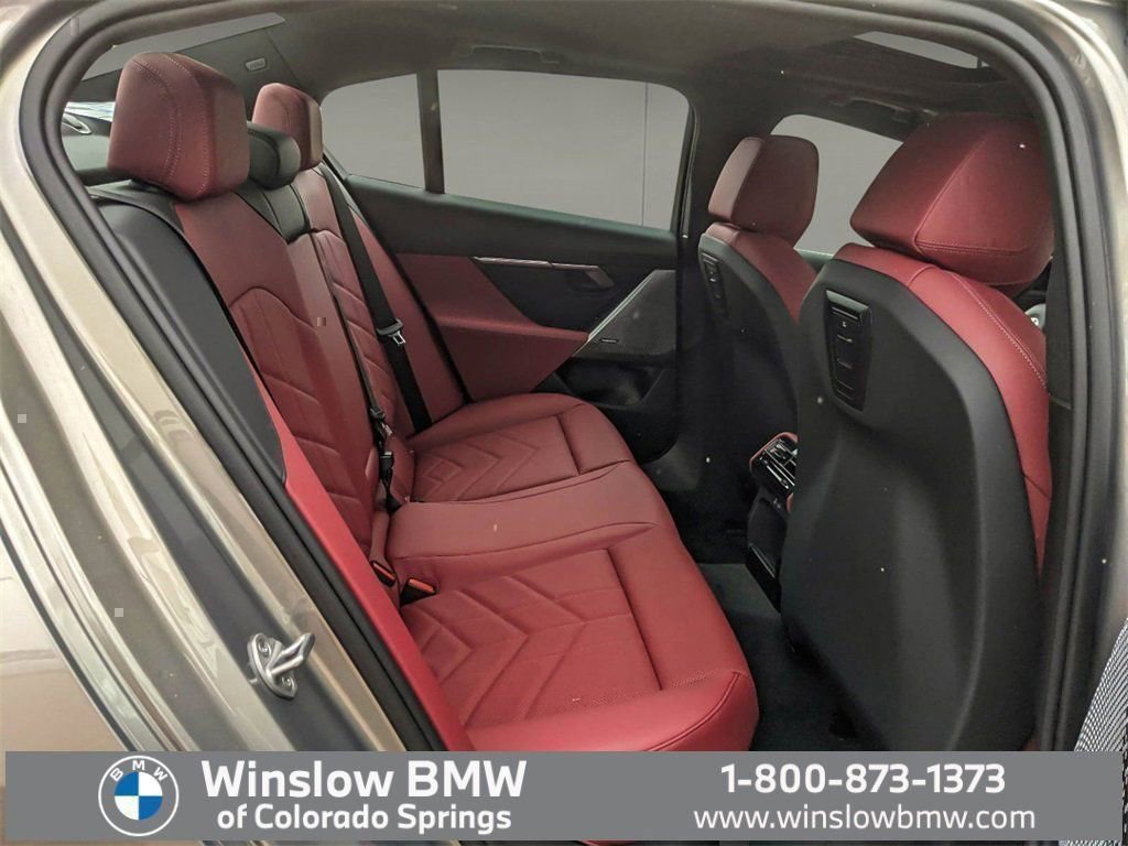 Used 2024 BMW 530i xDrive 530i xDrive w/ Premium Package image 23