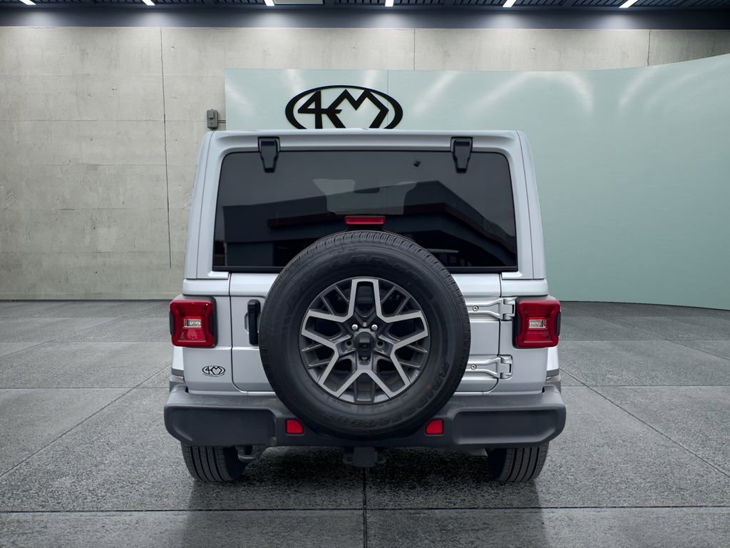 Used 2024 Jeep Wrangler Unlimited Sahara AWD/4WD image 4