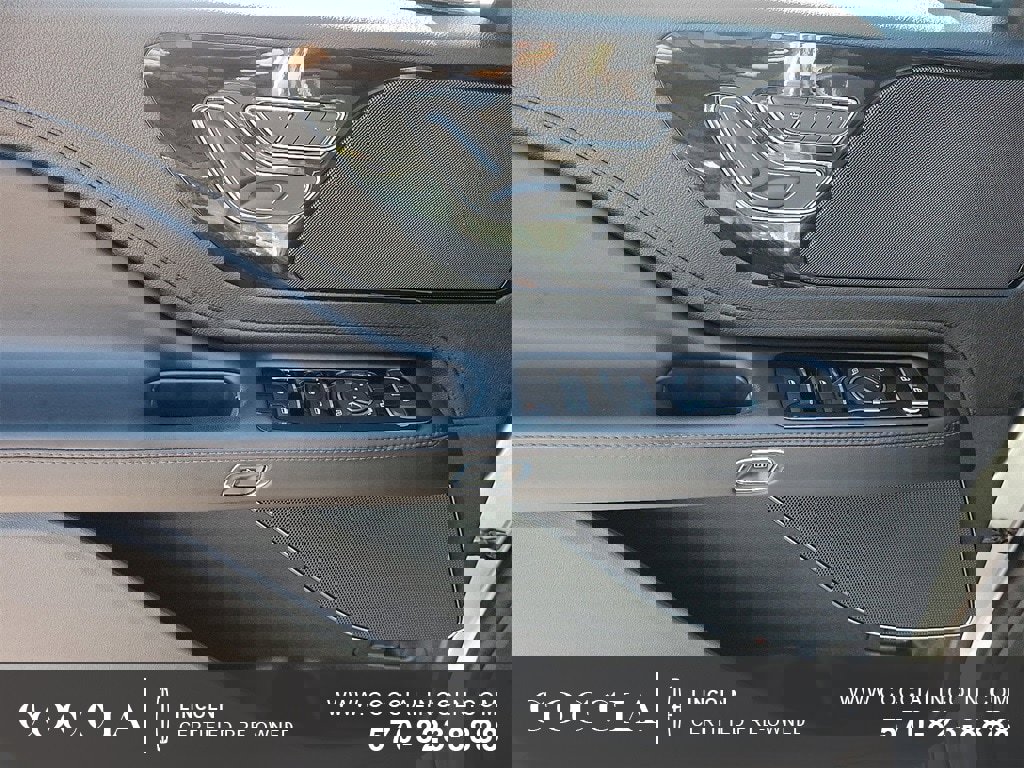 Certified 2022 Lincoln Aviator AWD w/ Premium Package image 13