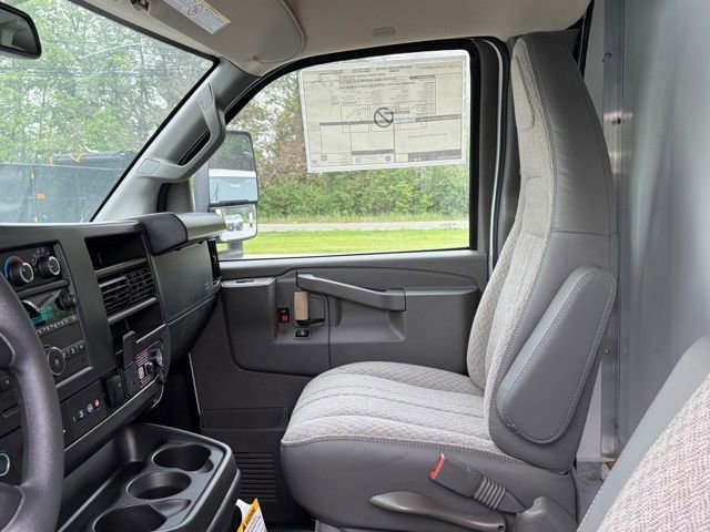 New 2026 Chevrolet Express 3500 w/ Power Convenience Package RWD image 27