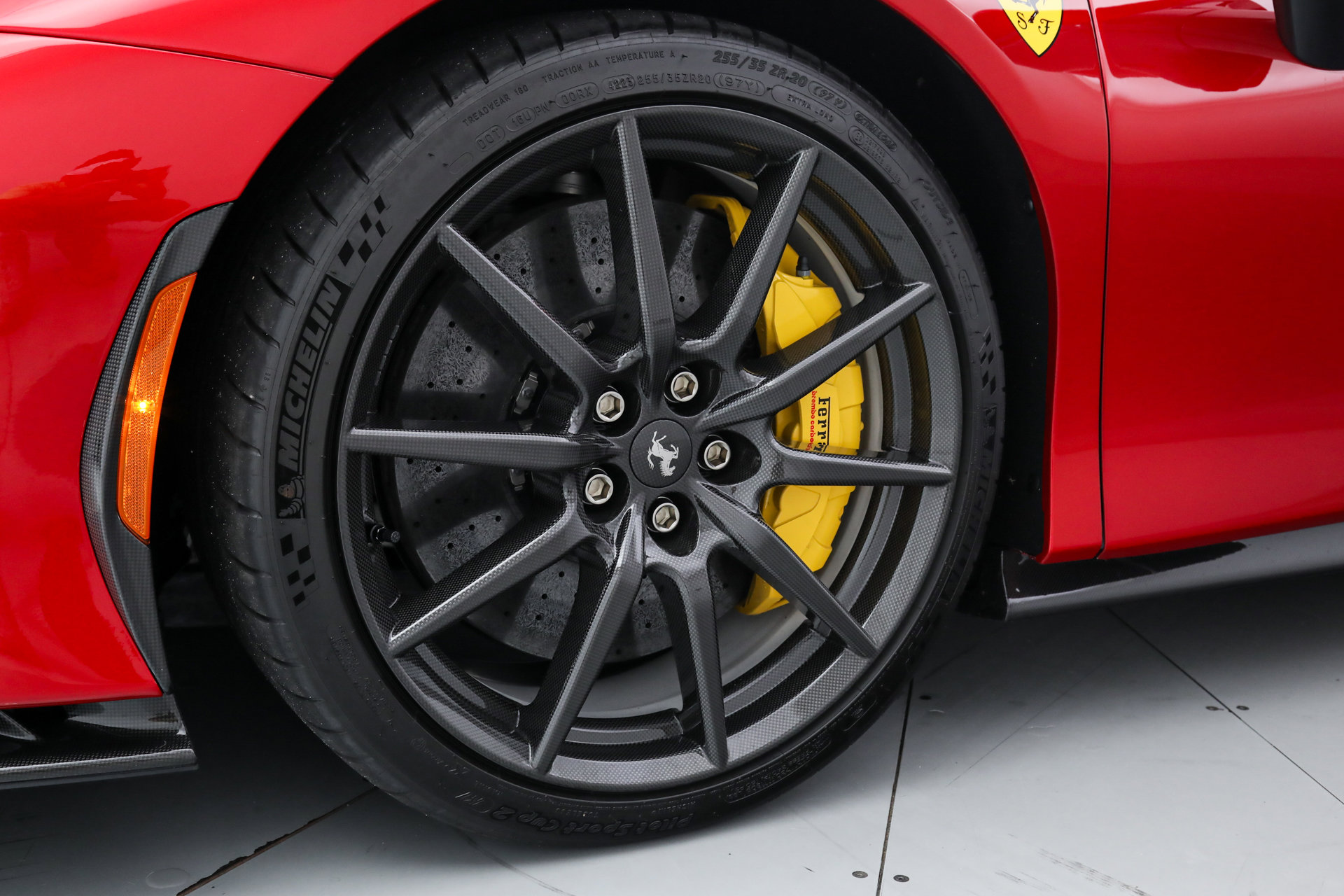 Used 2025 Ferrari SF90 Spider image 16
