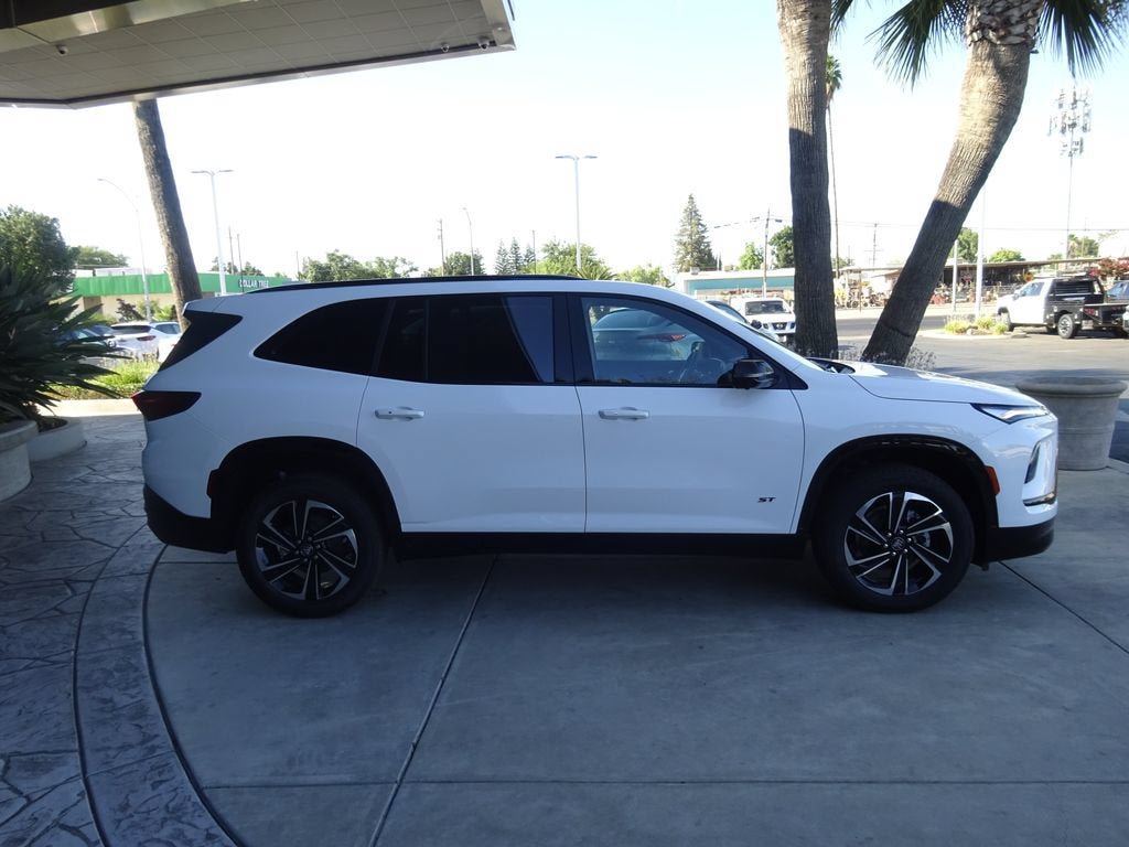 New 2026 Buick Enclave Sport Touring w/ Power Package FWD image 8