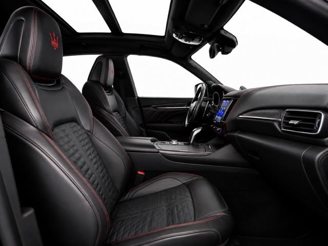 Used 2019 Maserati Levante Trofeo AWD/4WD image 33