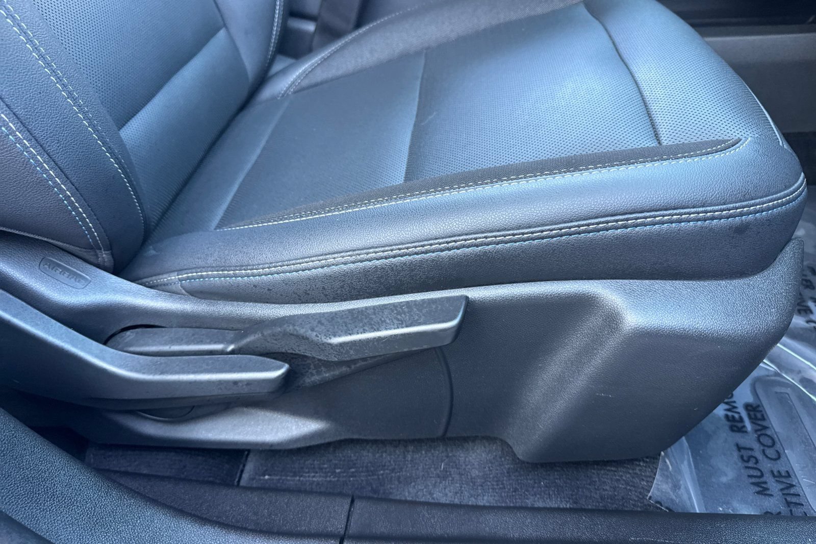 Used 2024 Chevrolet Equinox EV LT FWD image 23