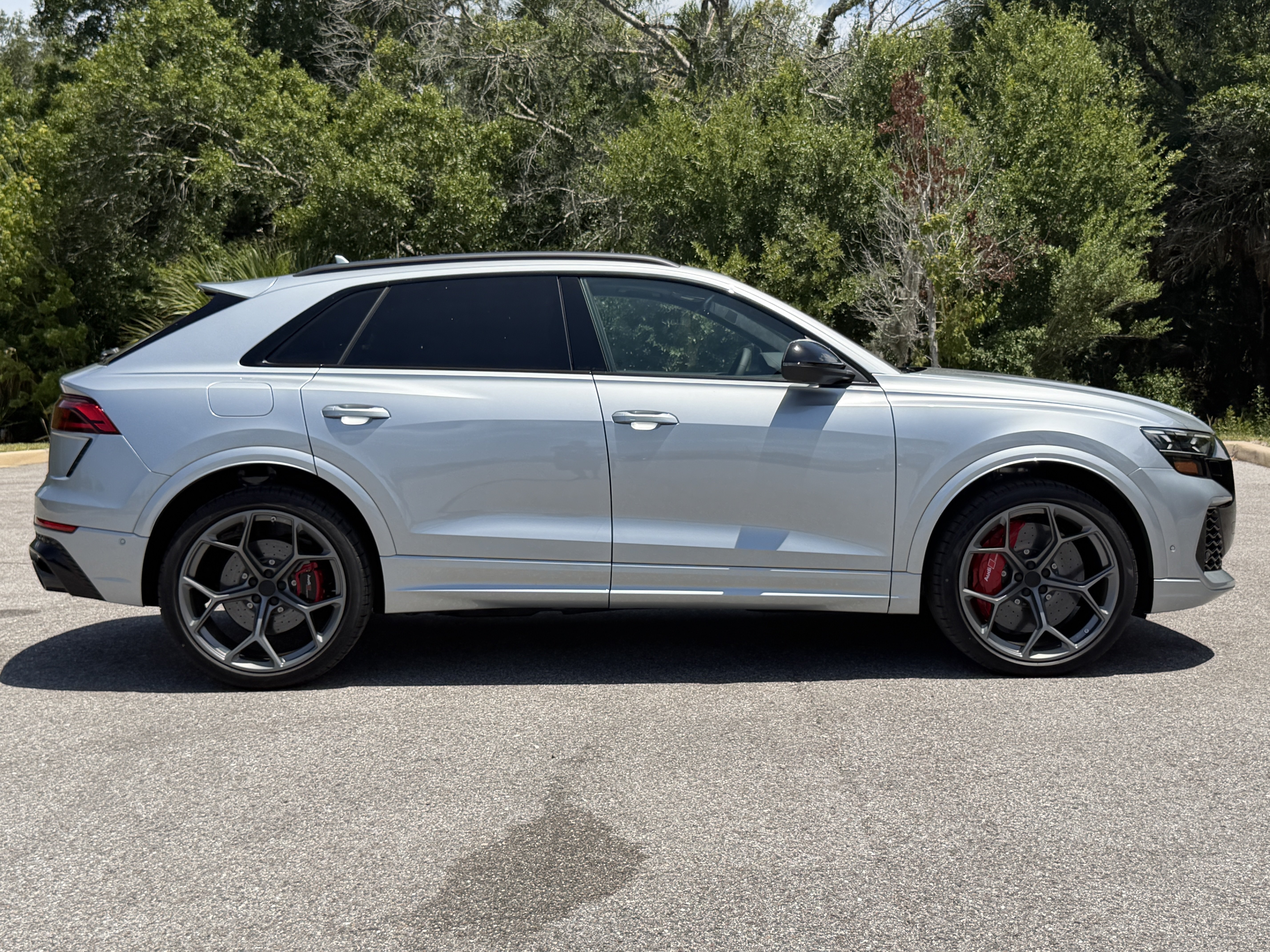 New 2026 Audi RS Q8 performance AWD/4WD image 2