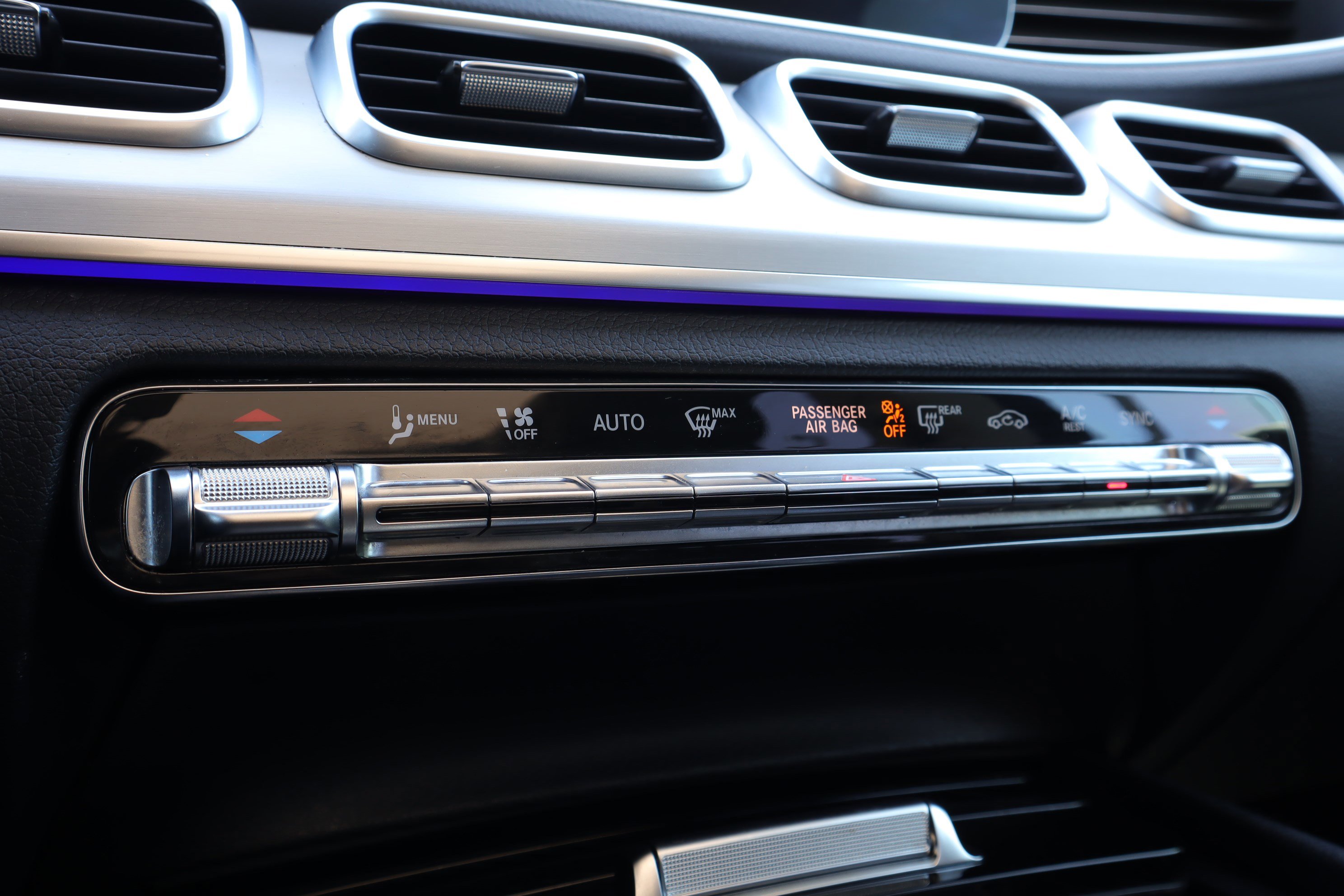 Used 2020 Mercedes-Benz GLS 450 4MATIC image 18