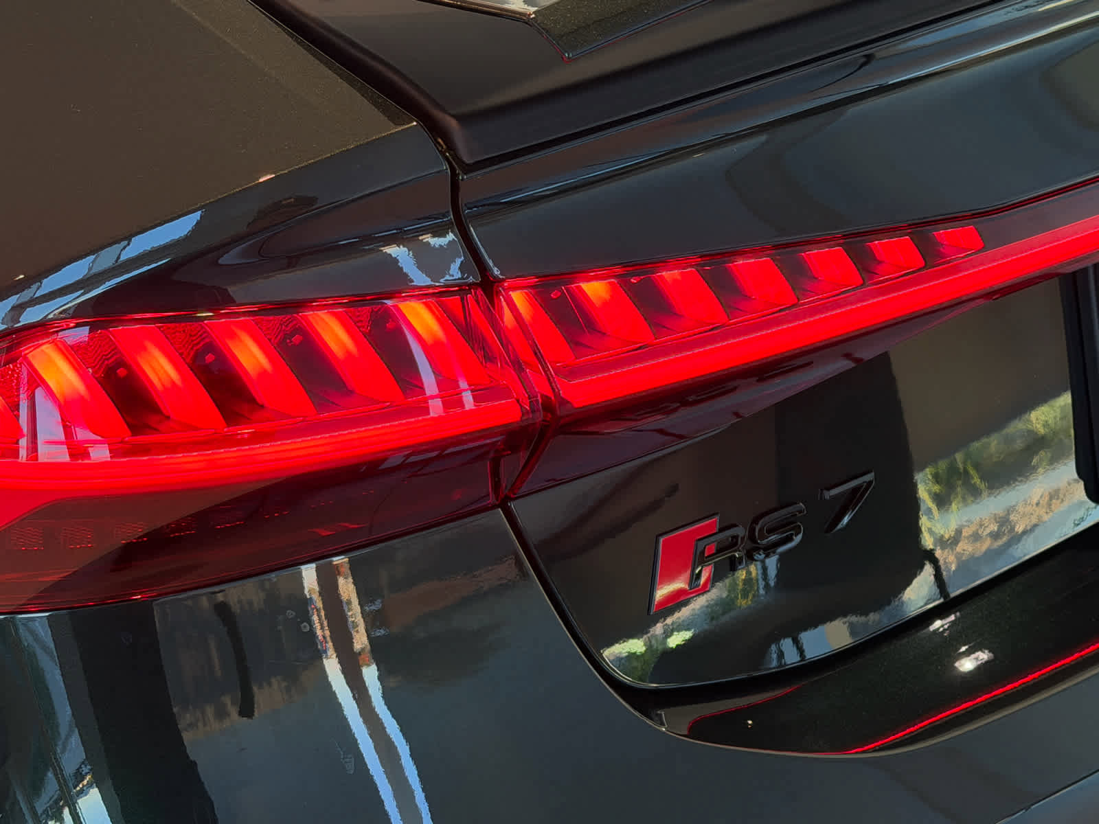 New 2026 Audi RS 7 Performance image 3