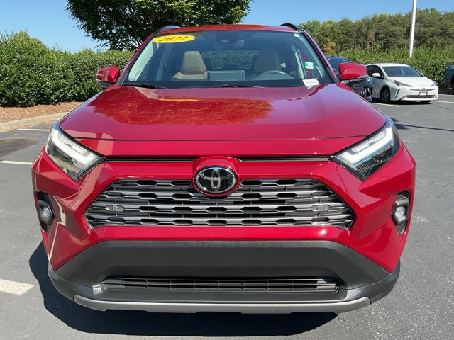 Used 2022 Toyota RAV4 Limited FWD image 4