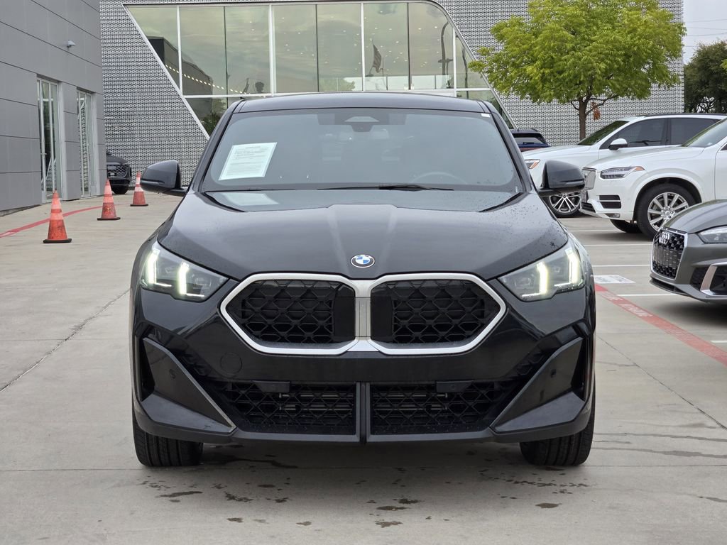 Used 2024 BMW X2 xDrive28i w/ Convenience Package image 3