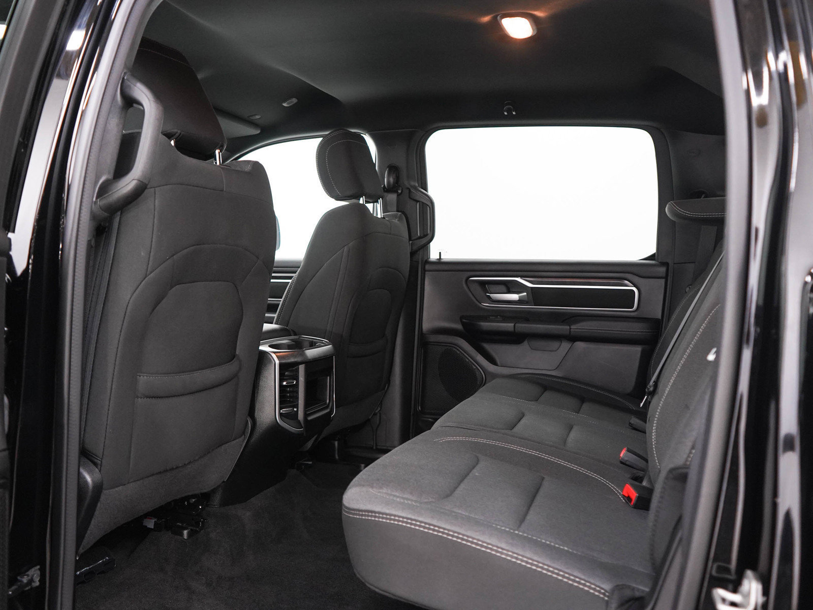 Used 2023 RAM 1500 Big Horn AWD/4WD image 16