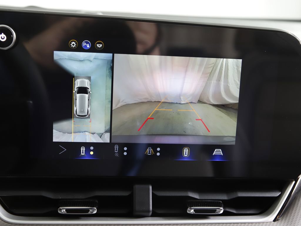 New 2026 Chevrolet Equinox LT w/ Convenience Package II AWD/4WD image 21