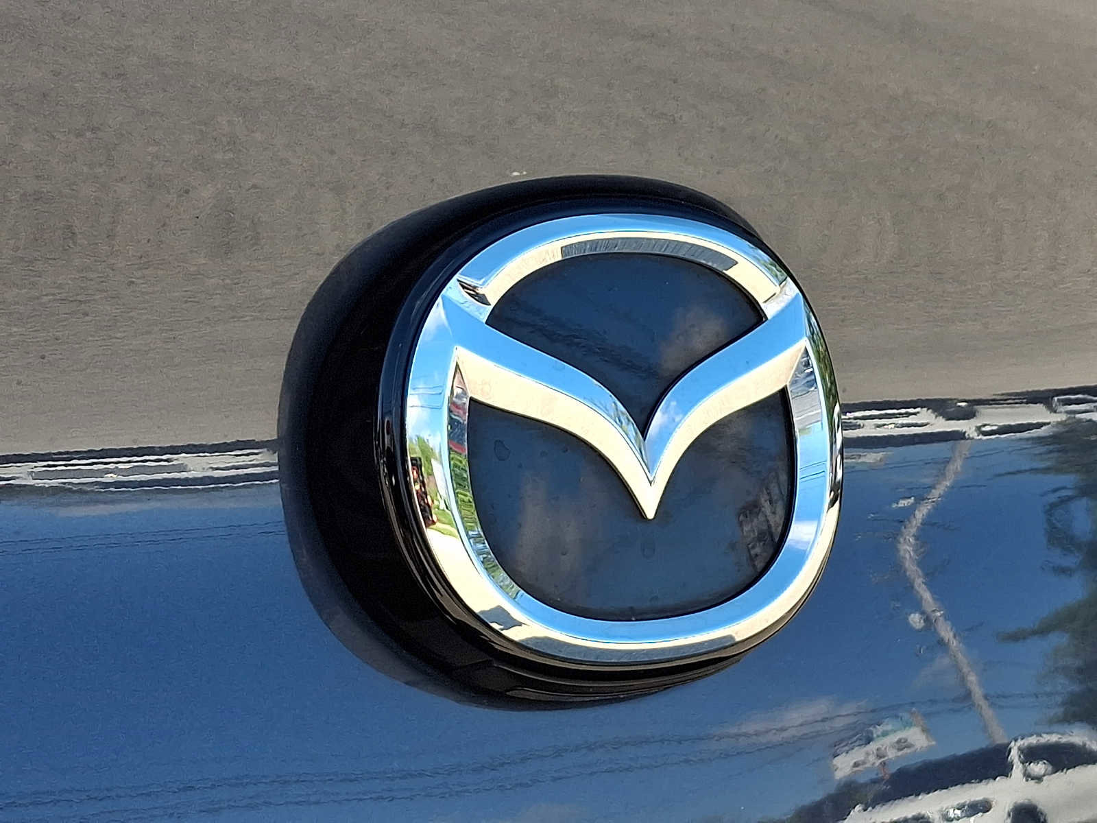Used 2023 MAZDA MAZDA3 s FWD image 35
