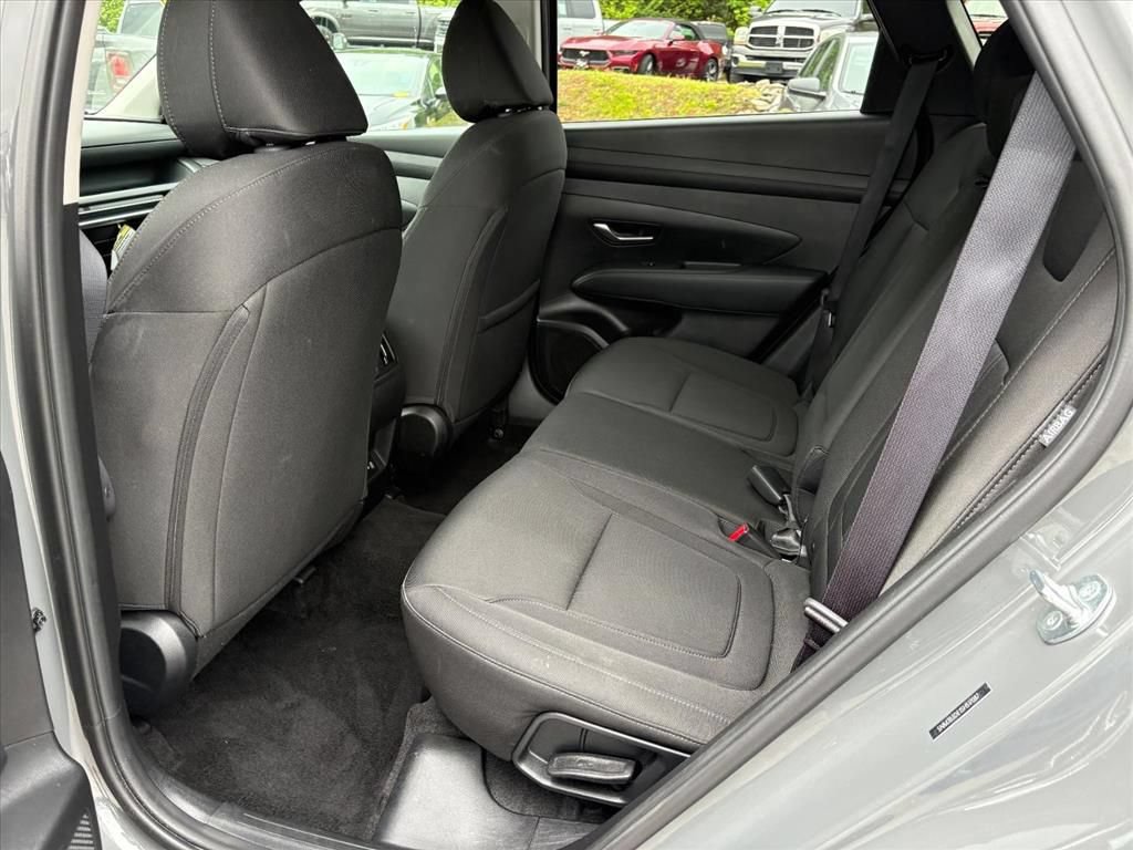 Used 2025 Hyundai Tucson SEL FWD image 21