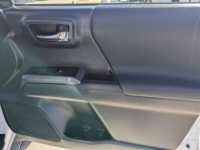 Used 2023 Toyota Tacoma TRD Off-Road image 31