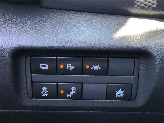 Used 2025 Nissan Kicks Play S FWD image 17
