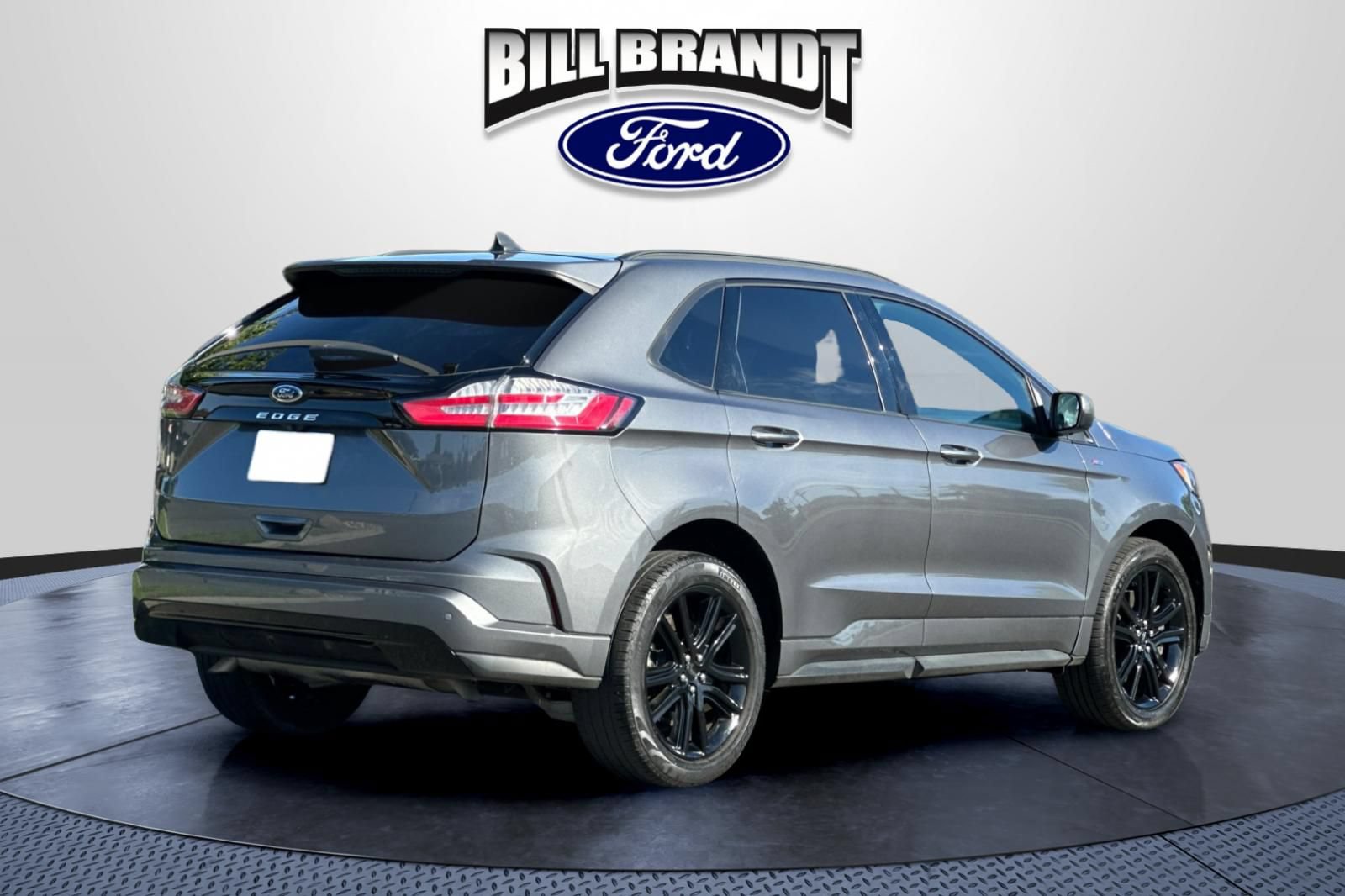 Used 2023 Ford Edge ST-Line AWD/4WD image 3