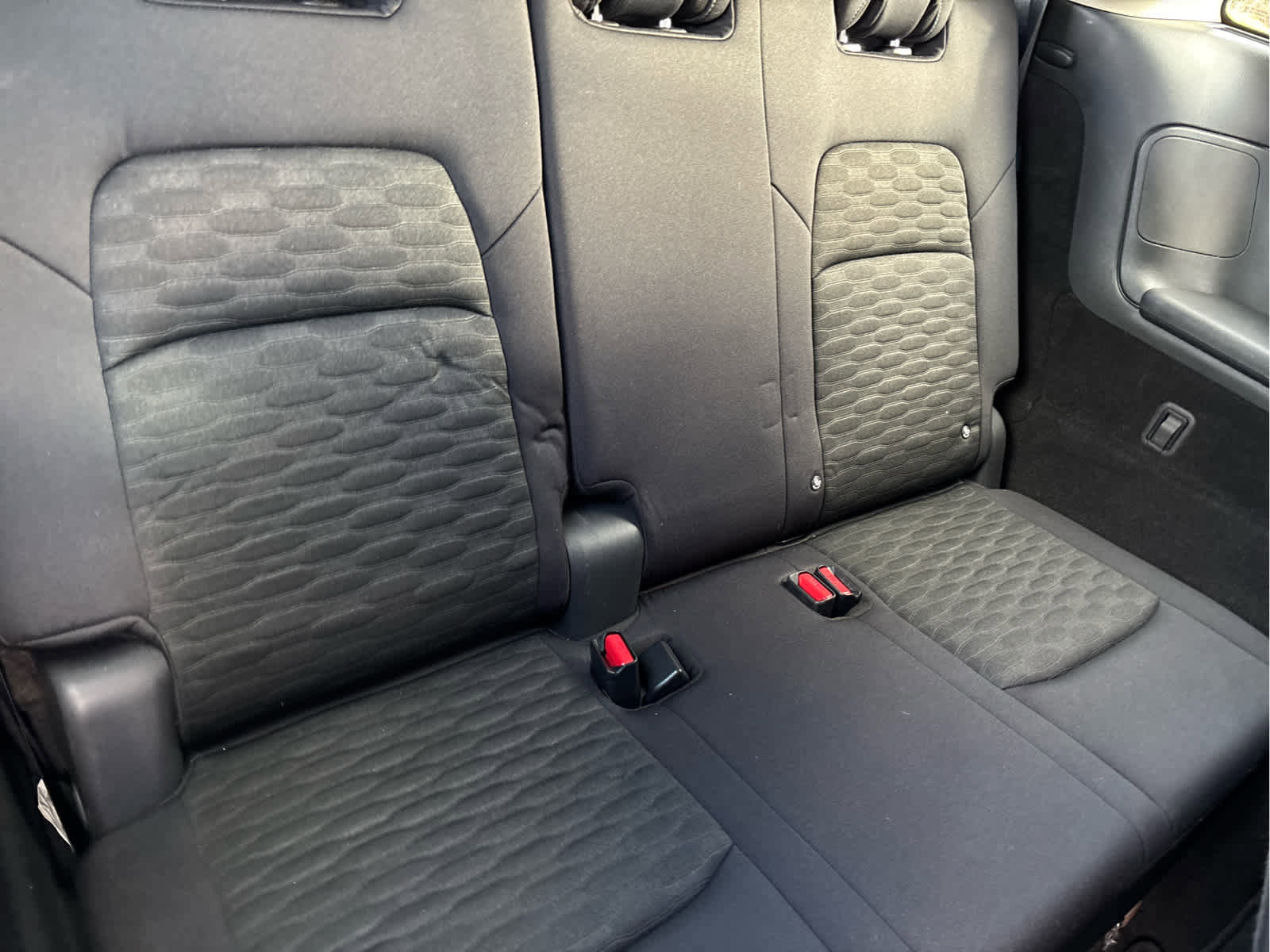 Used 2023 Nissan Pathfinder S AWD/4WD image 30
