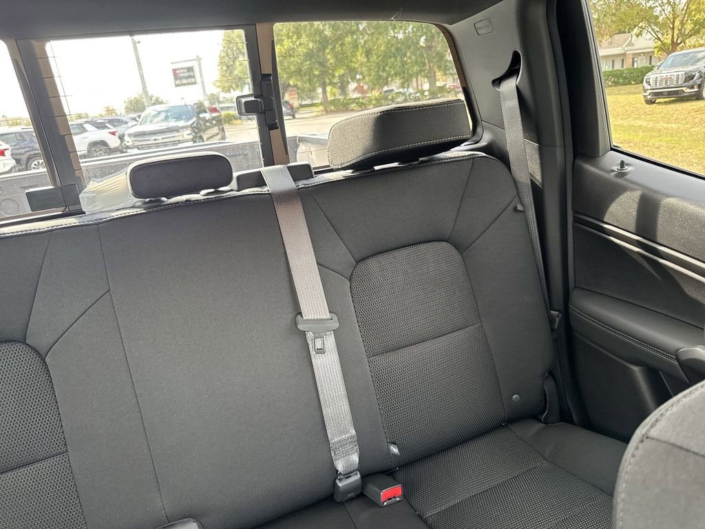 New 2026 GMC Canyon Elevation w/ Convenience Package image 18