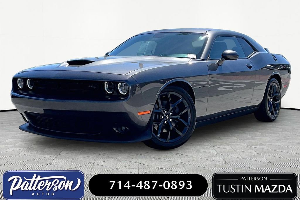 Used 2019 Dodge Challenger R/T w/ Blacktop Package image 1
