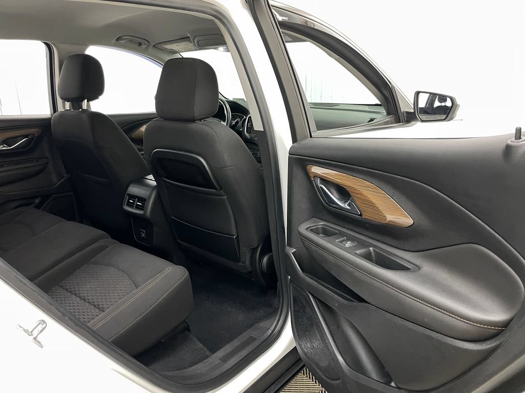 Used 2021 GMC Terrain SLE w/ Driver Convenience Package FWD image 38