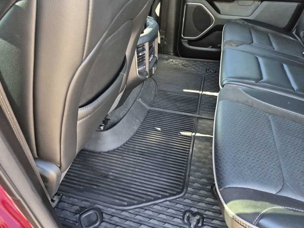 Used 2023 RAM 1500 Laramie AWD/4WD image 38