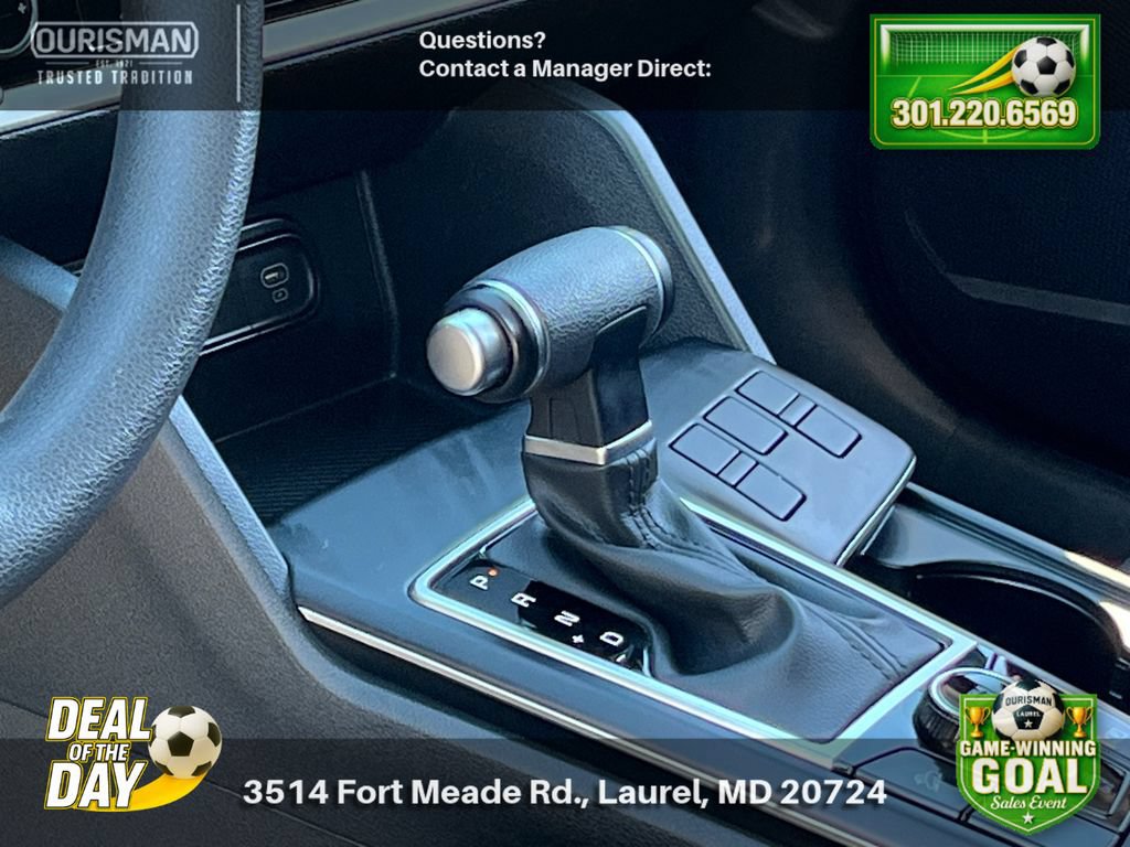 Used 2025 Kia Sportage LX FWD image 7