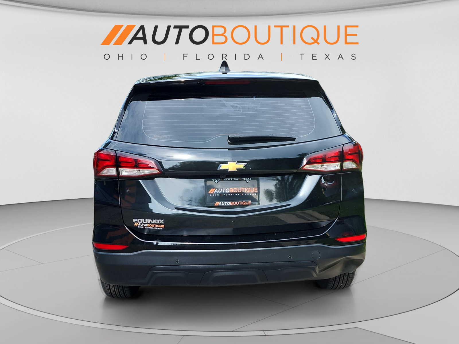 Used 2024 Chevrolet Equinox LS w/ Driver Confidence II Package FWD image 4