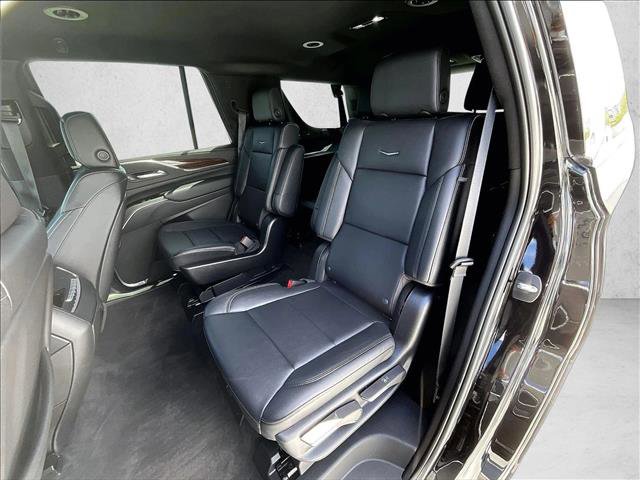 Certified 2023 Cadillac Escalade Luxury RWD image 28