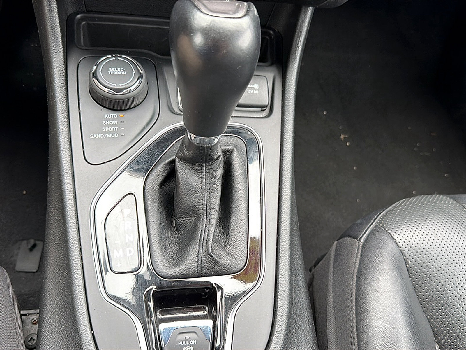 Used 2023 Jeep Cherokee Altitude Lux AWD/4WD image 16