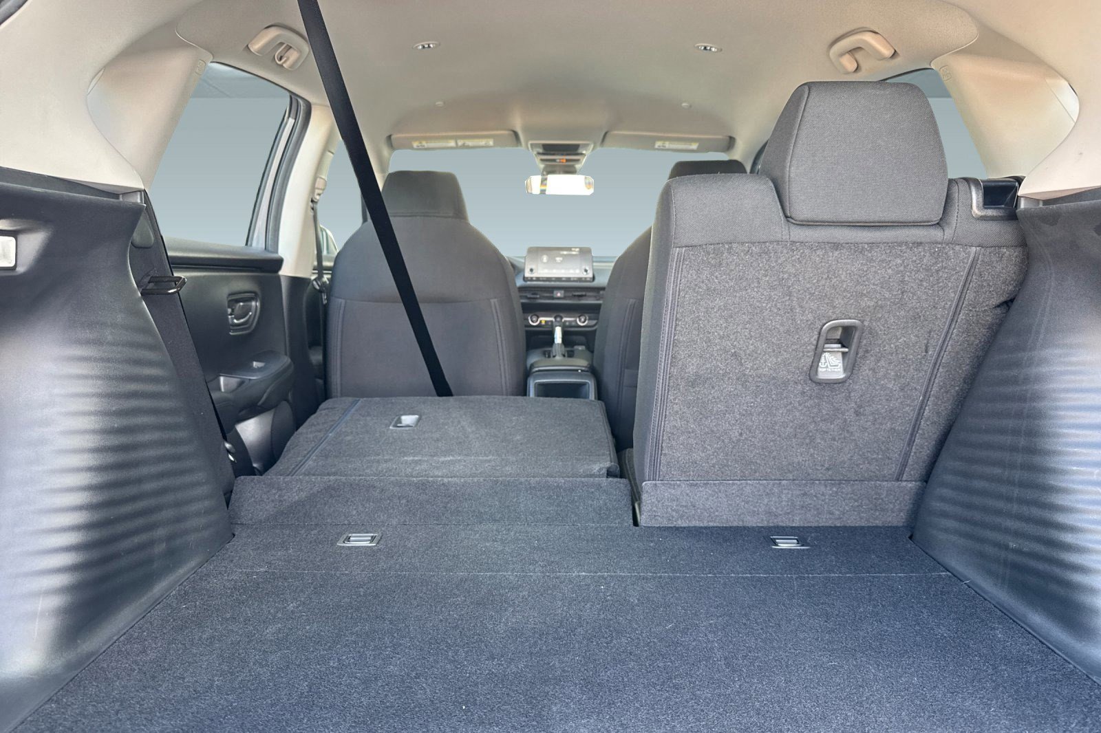 Certified 2025 Honda HR-V LX image 24
