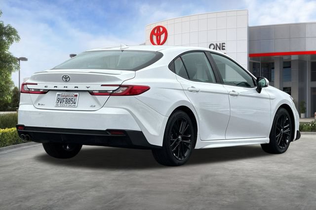 Certified 2025 Toyota Camry SE w/ Convenience Package FWD image 5