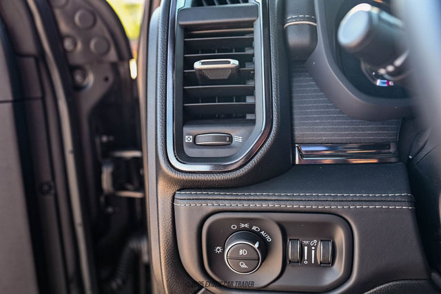 Used 2024 RAM 5500 4x4 Crew Cab image 58