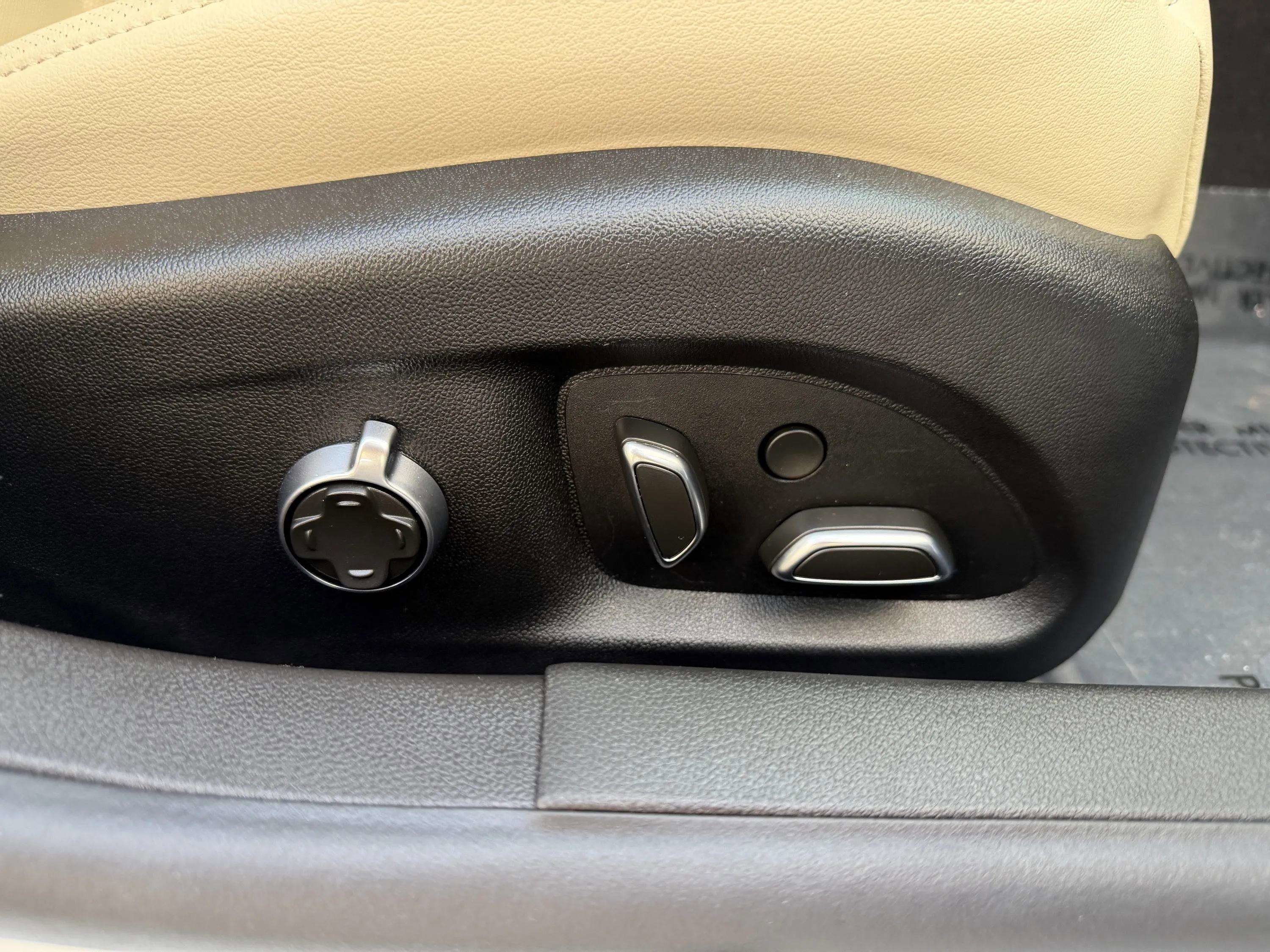 Certified 2025 Cadillac CT5 Premium Luxury w/ Sun And Sound Package image 28