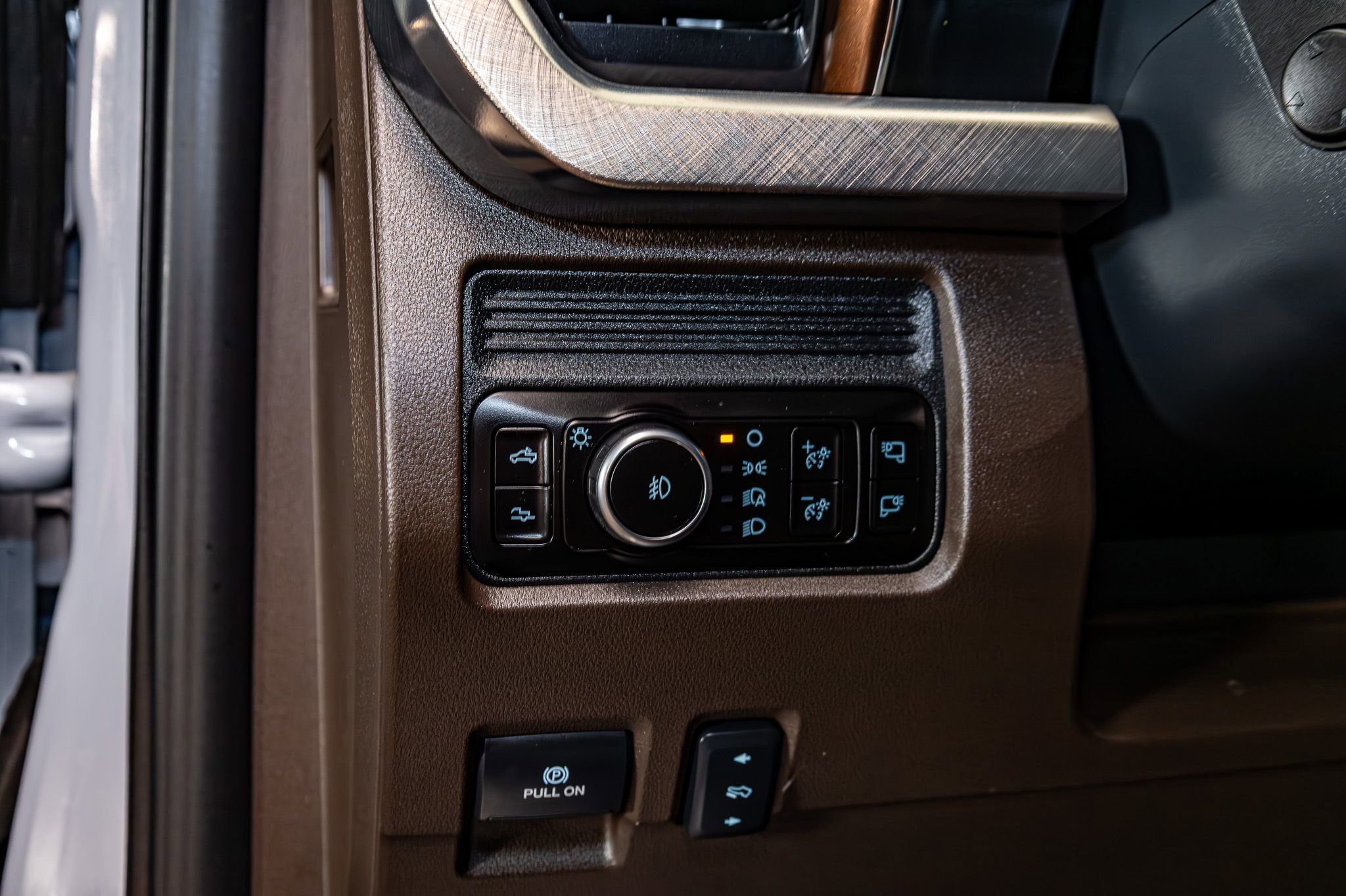 Used 2026 Ford F250 King Ranch w/ Chrome Package image 17