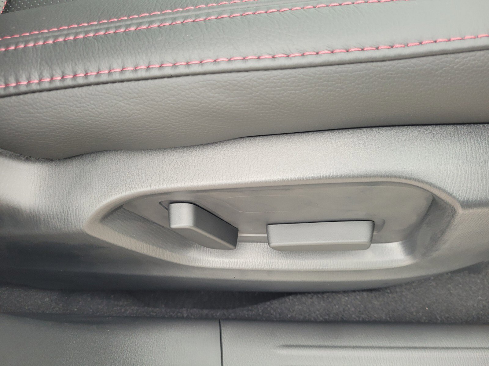 New 2025 MAZDA CX-5 Carbon Edition image 16