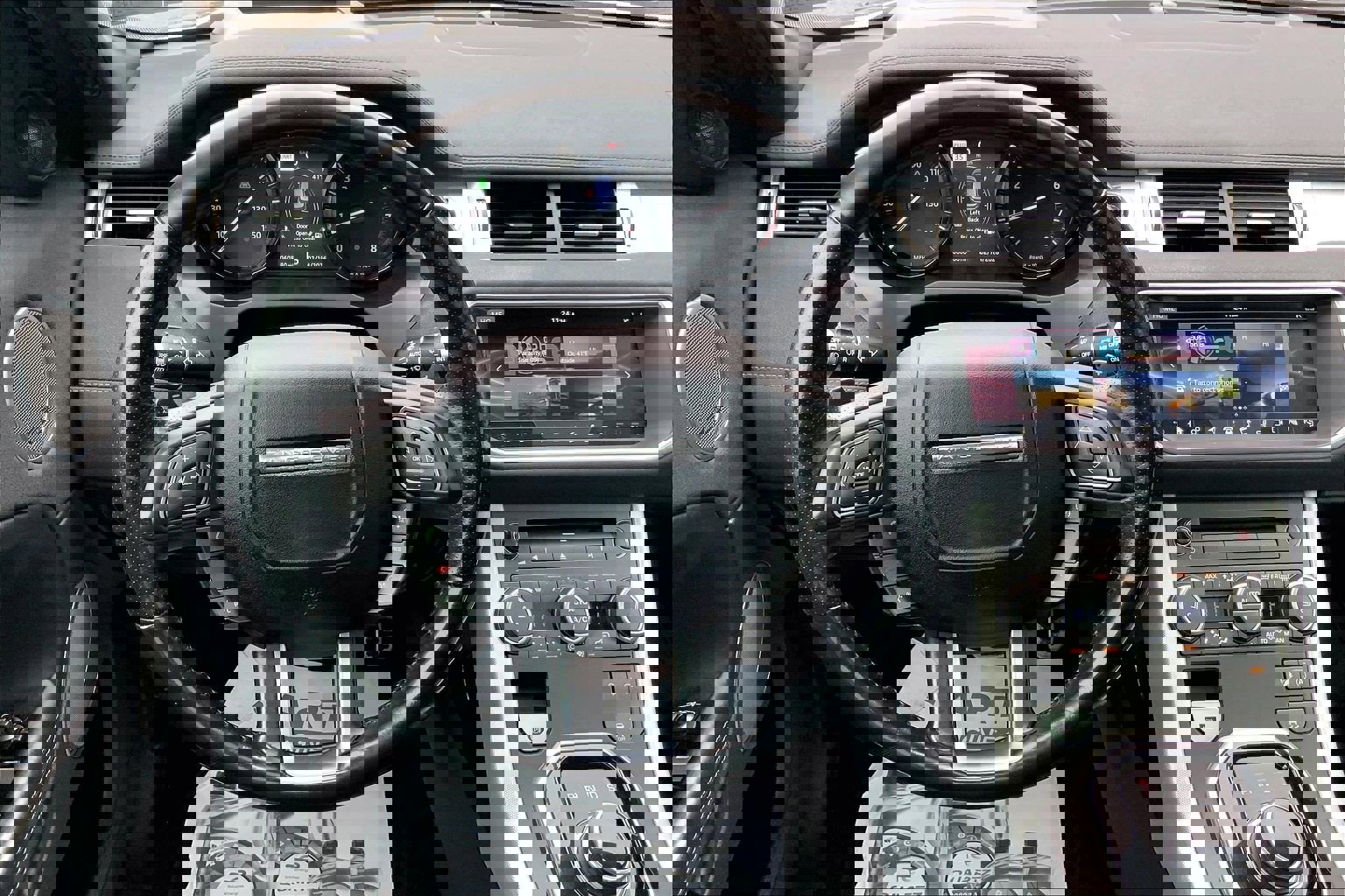 Used 2017 Land Rover Range Rover Evoque HSE Dynamic image 7