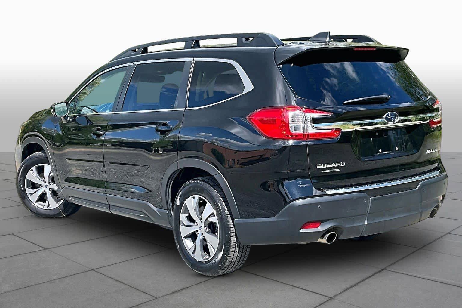 Used 2023 Subaru Ascent Premium w/ Convenience Package AWD/4WD image 12