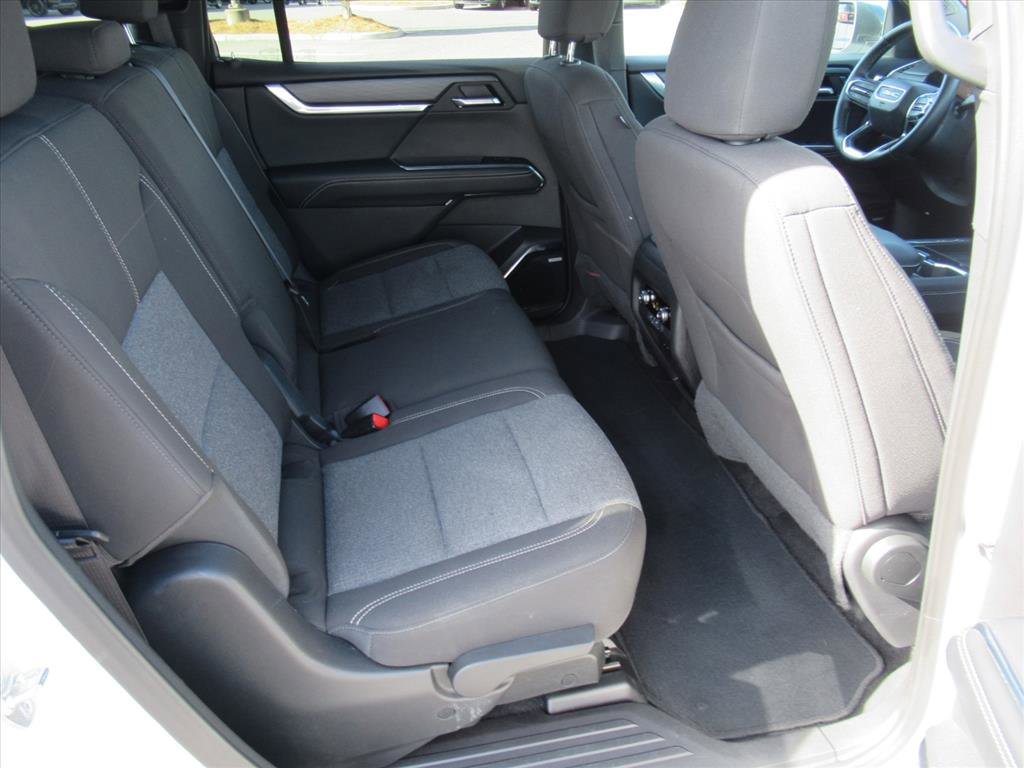 Used 2025 GMC Acadia Elevation FWD image 28