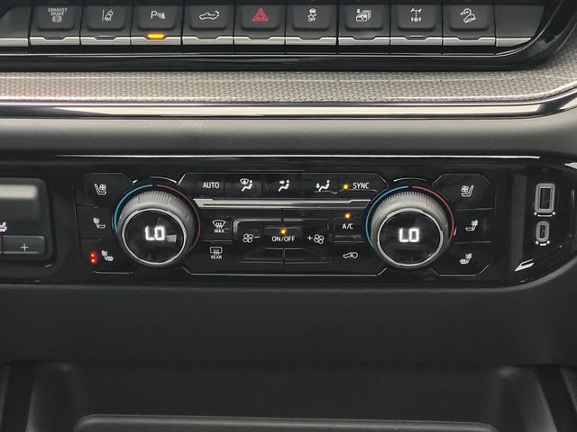 Used 2026 Chevrolet Silverado 2500 ZR2 w/ LPO, Dark Essentials Package AWD/4WD image 17