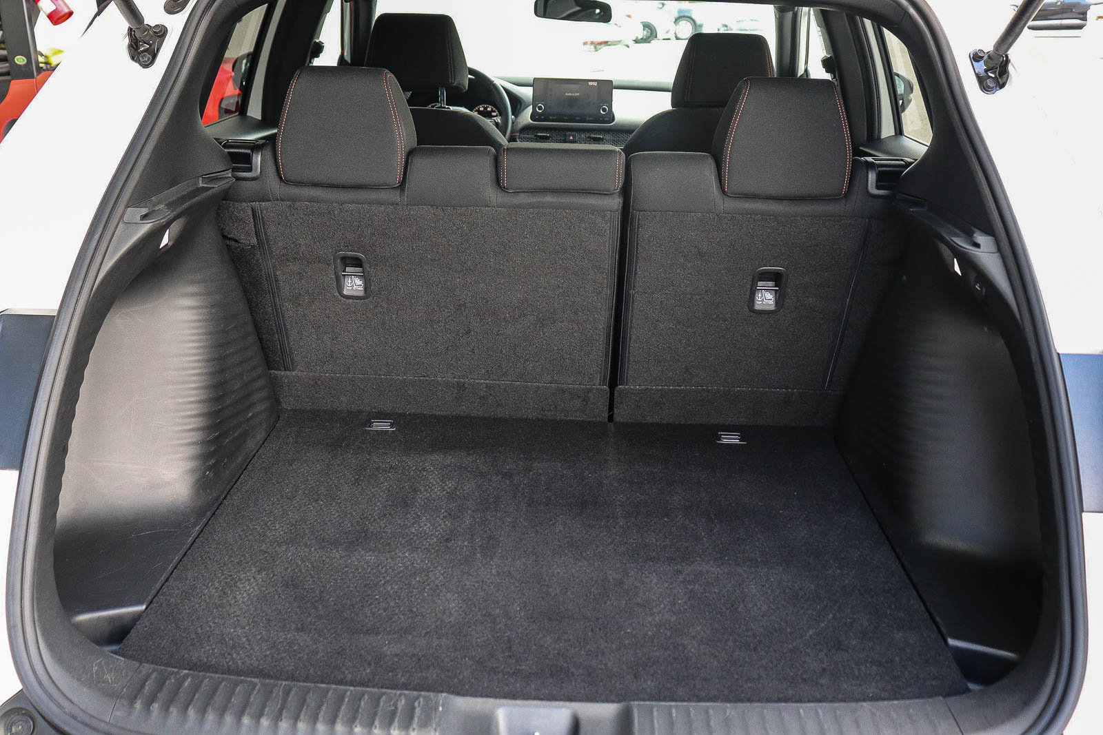 Certified 2024 Honda HR-V Sport image 30